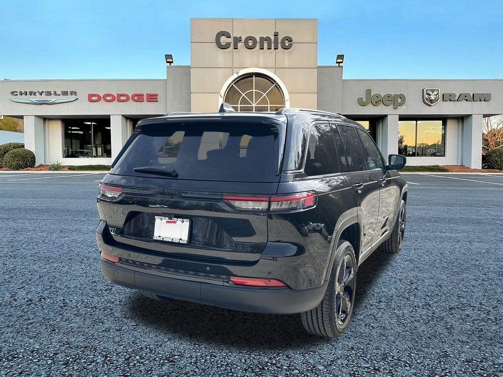 New 2025 Jeep Grand Cherokee Altitude Sport Utility