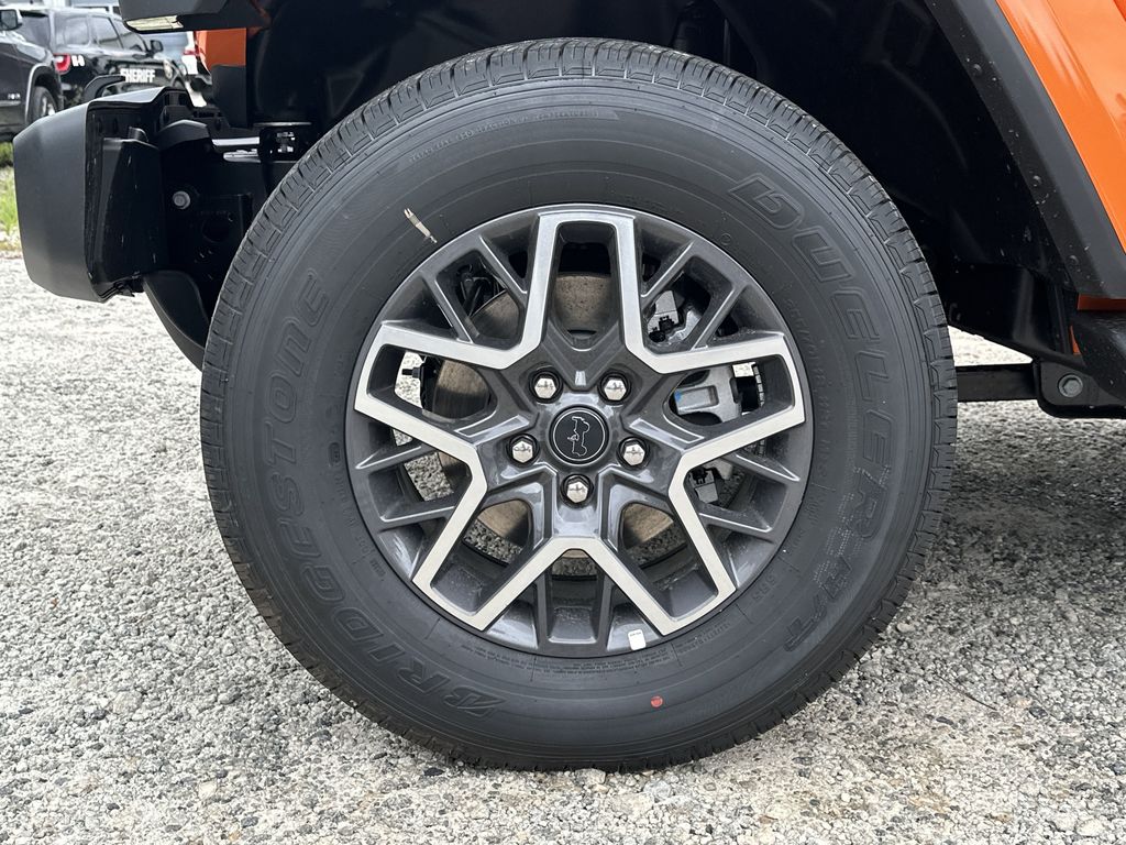 2025 Jeep Wrangler 4-Door Sahara - Photo 11