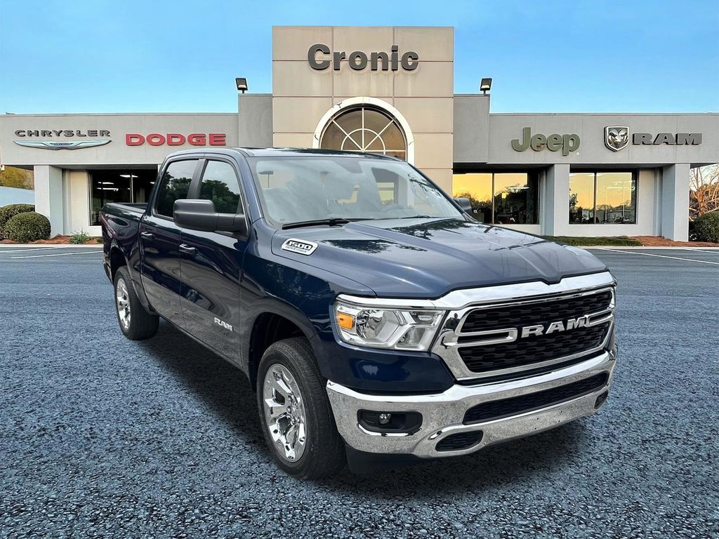 2022 RAM 1500 Big Horn/Lone Star 4x4 Crew Cab 5'7's photo