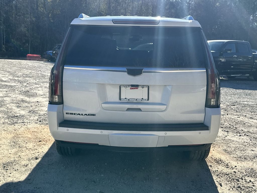 Used 2017 Cadillac Escalade Platinum Sport Utility