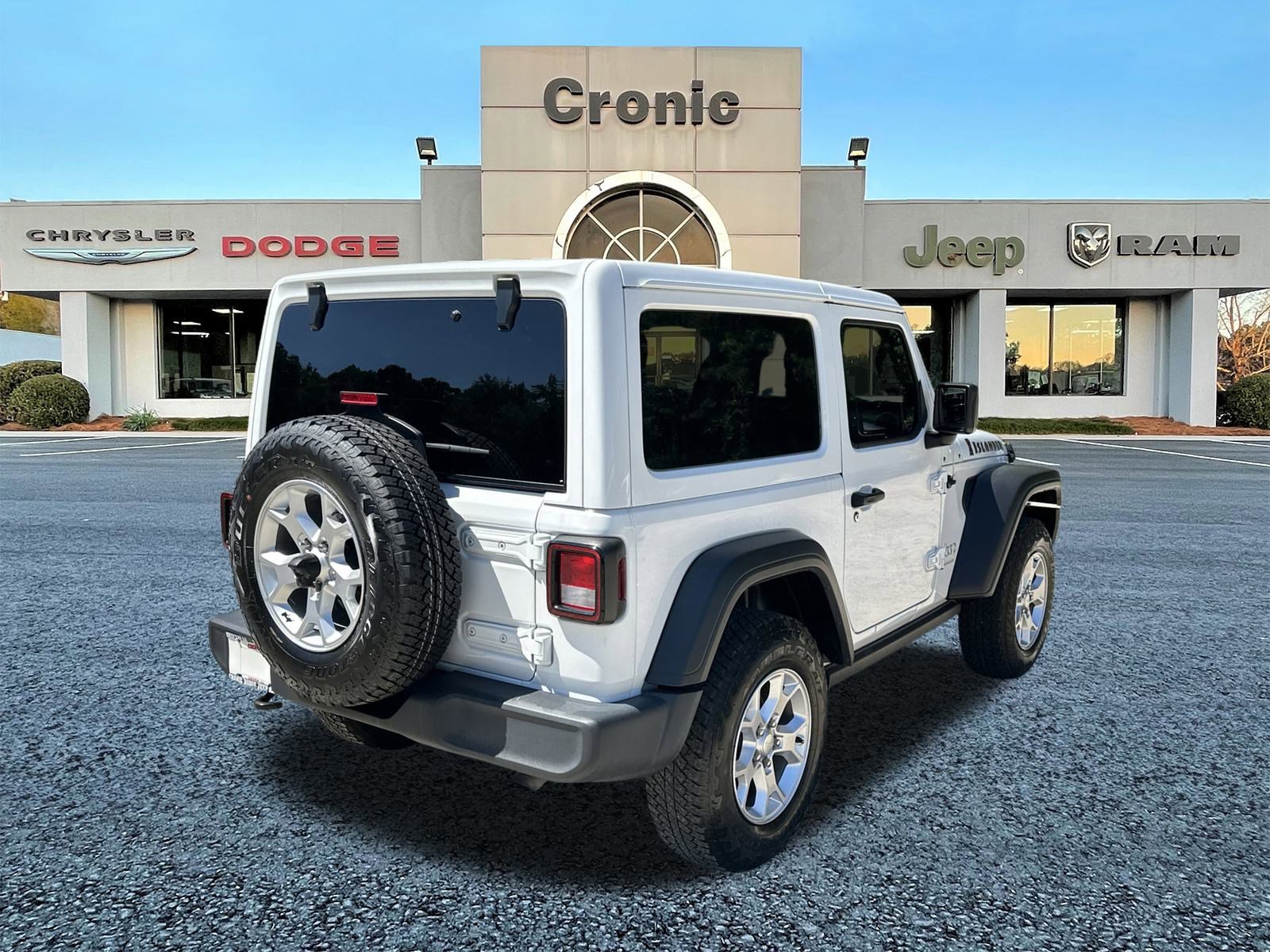 2021 Jeep Wrangler Islander photo 3