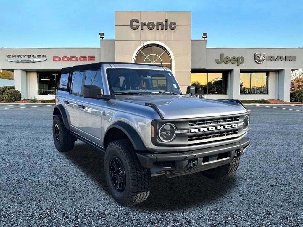 2022 Ford Bronco 4-Door Black Diamond
