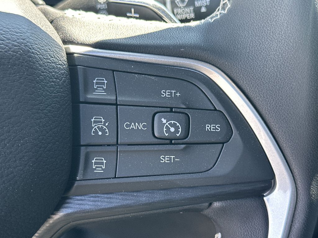2025 Jeep Grand Cherokee Altitude - Photo 25
