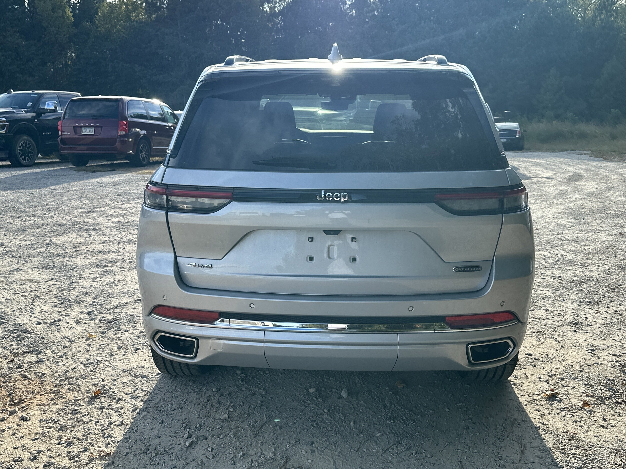 2022 Jeep Grand Cherokee Overland Sport photo 4