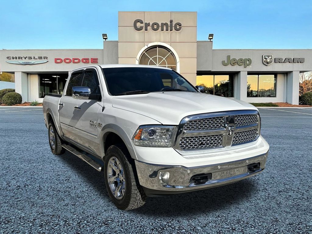 2016 RAM Ram 1500 Pickup Laramie's photo