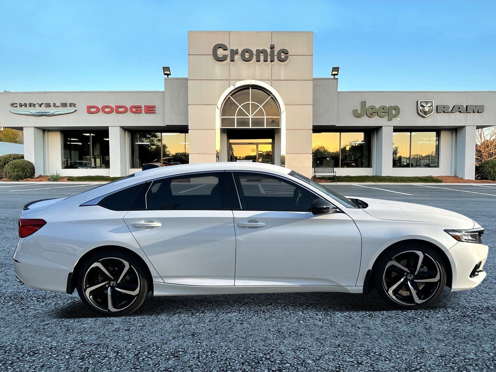 Used 2022 Honda Accord Sport SE with VIN 1HGCV1F48NA036116 for sale in Griffin, GA