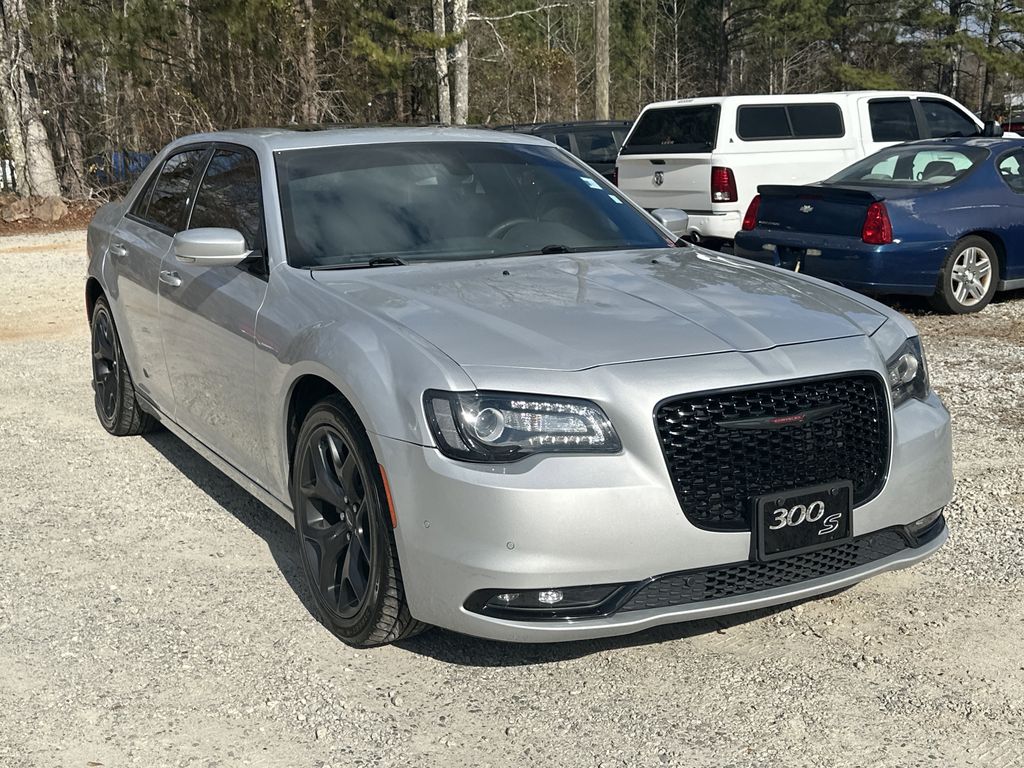 2023 Chrysler 300 S's photo