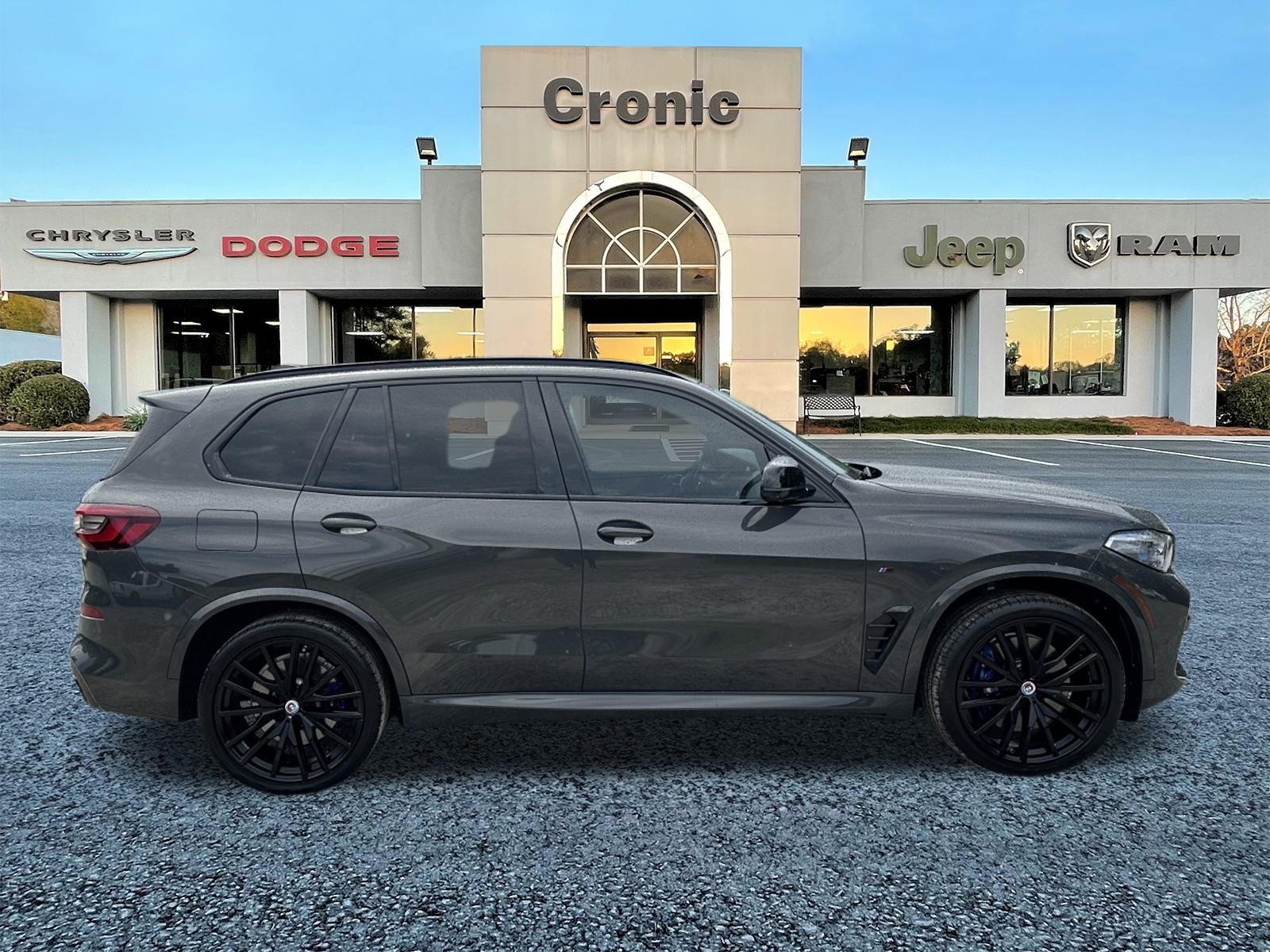 2022 Bmw X5 M50i photo 2
