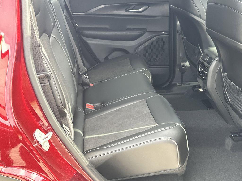 2025 Jeep Grand Cherokee Altitude - Photo 15