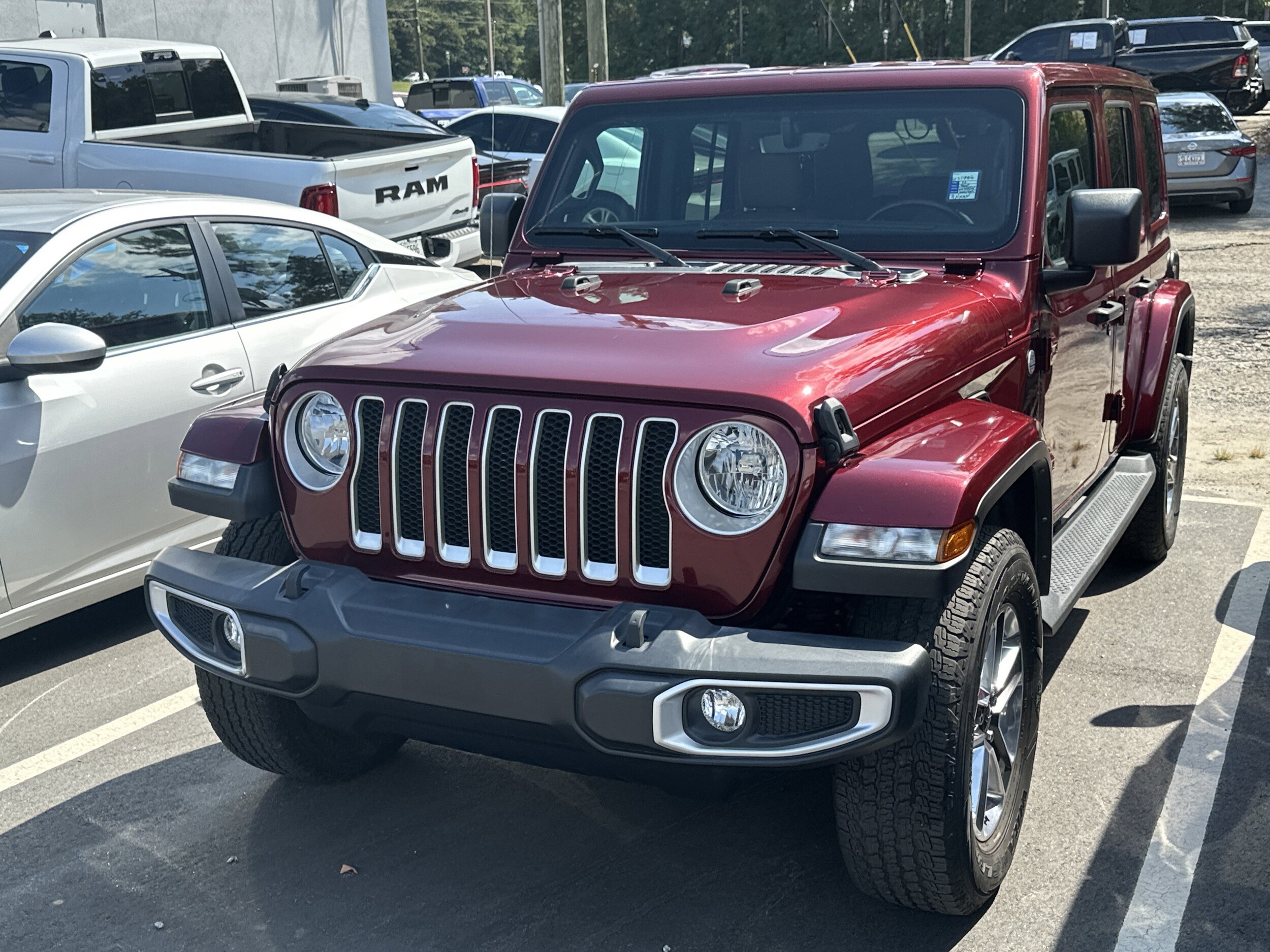 2022 Jeep Wrangler Unlimited Sahara photo 3