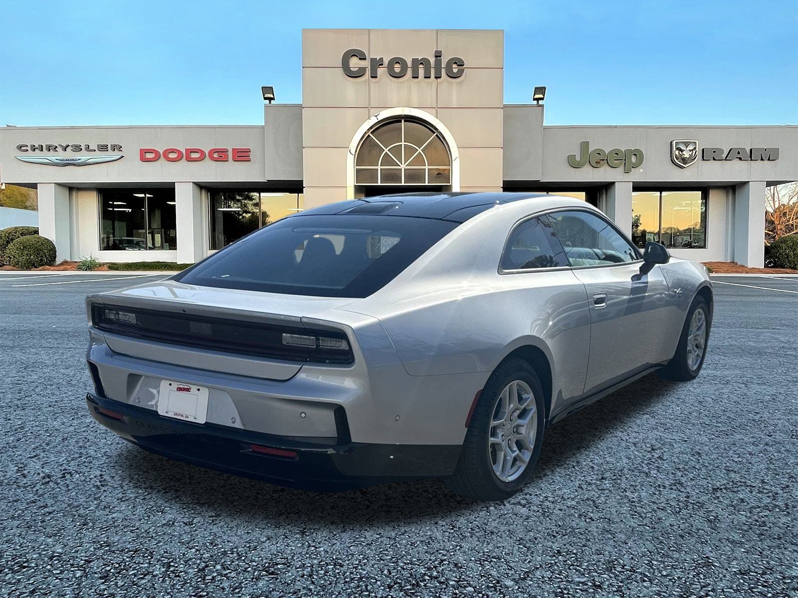 2025 Dodge Charger R/T Daytona photo 3