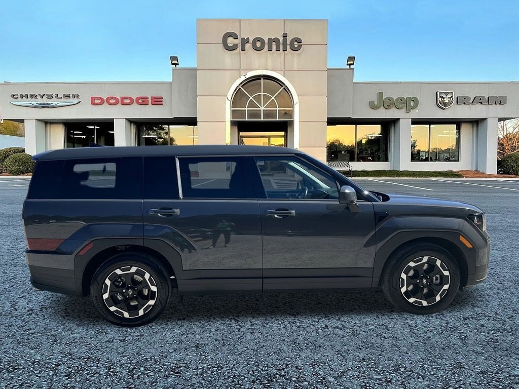 Used 2025 Hyundai Santa Fe SE Sport Utility