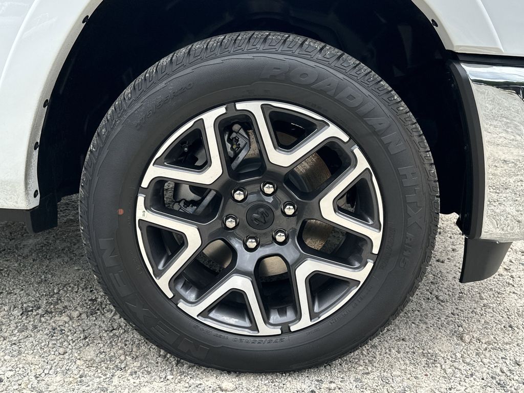 2026 RAM 1500 Laramie - Photo 12