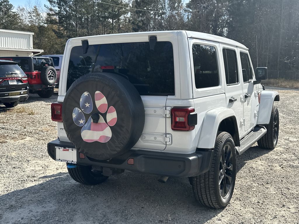 2022 Jeep Wrangler 4xe Unlimited Sahara Sport photo 3