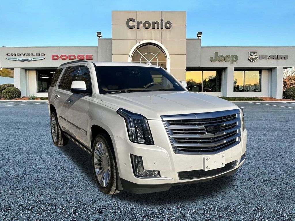 2017 Cadillac Escalade Platinum's photo