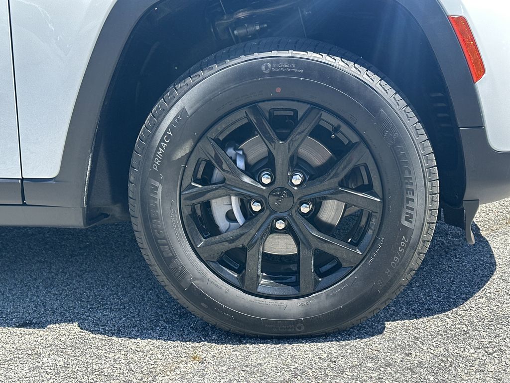 2025 Jeep Grand Cherokee Altitude - Photo 13