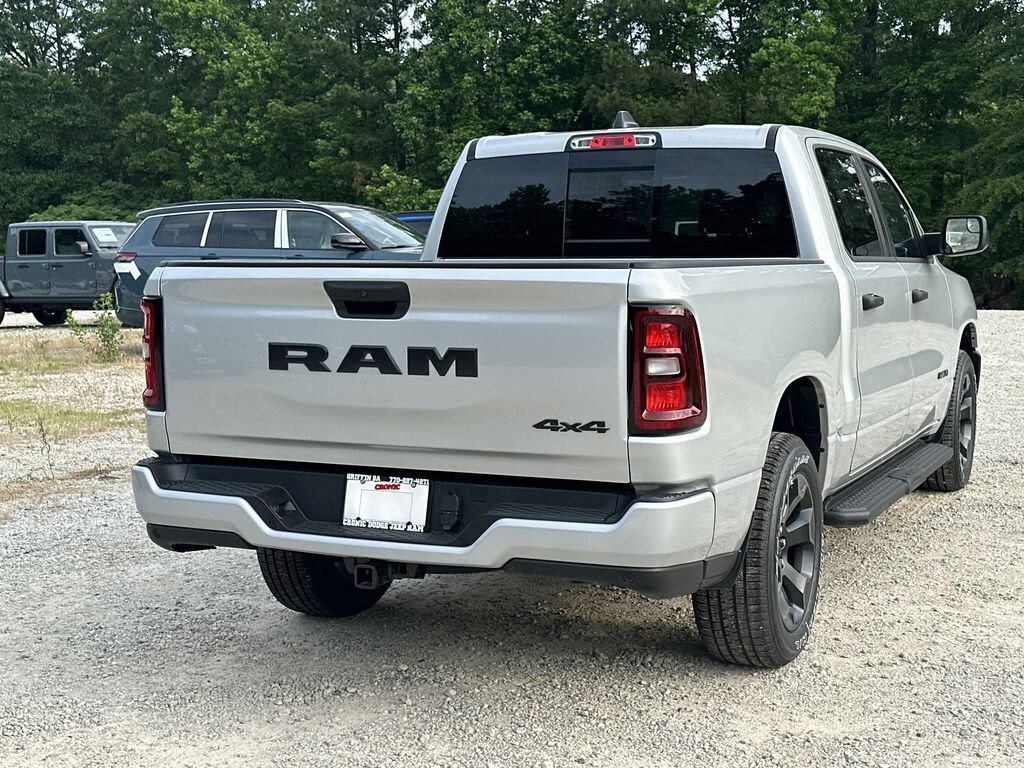 New 2026 Ram 1500 Express Pickup