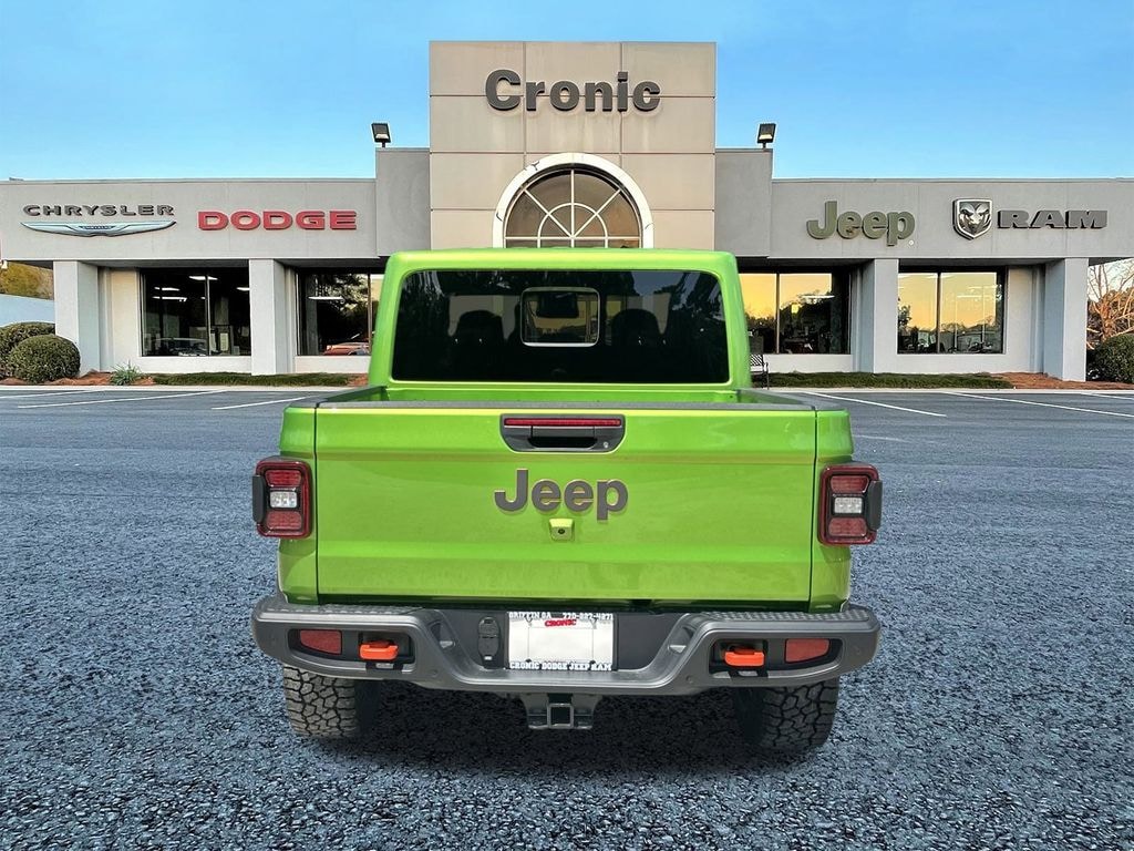 New 2025 Jeep Gladiator Mojave Pickup