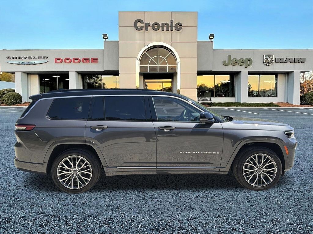 New 2026 Jeep Grand Cherokee L Summit Sport Utility