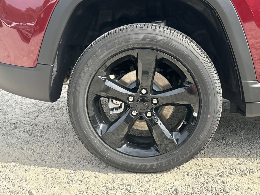 2025 Jeep Grand Cherokee Altitude - Photo 17