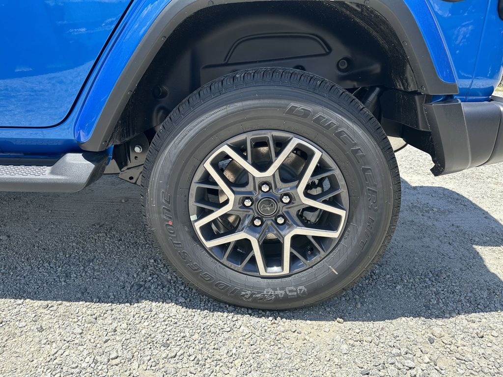 2025 Jeep Wrangler 4-Door Sahara - Photo 19