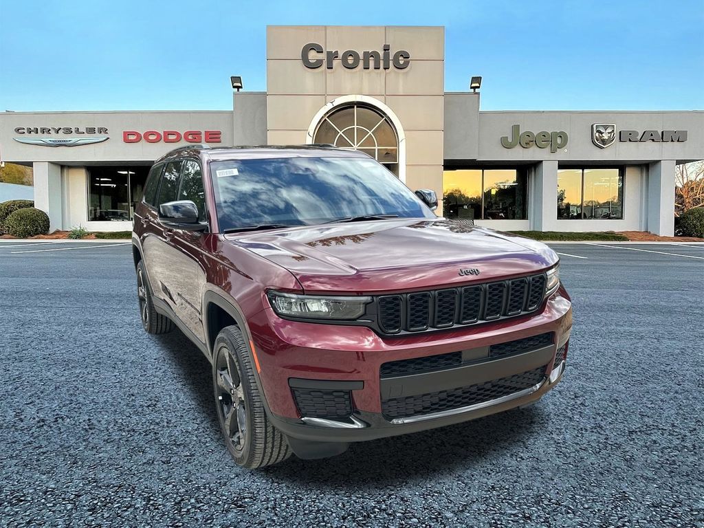 2025 Jeep Grand Cherokee L Altitude's photo