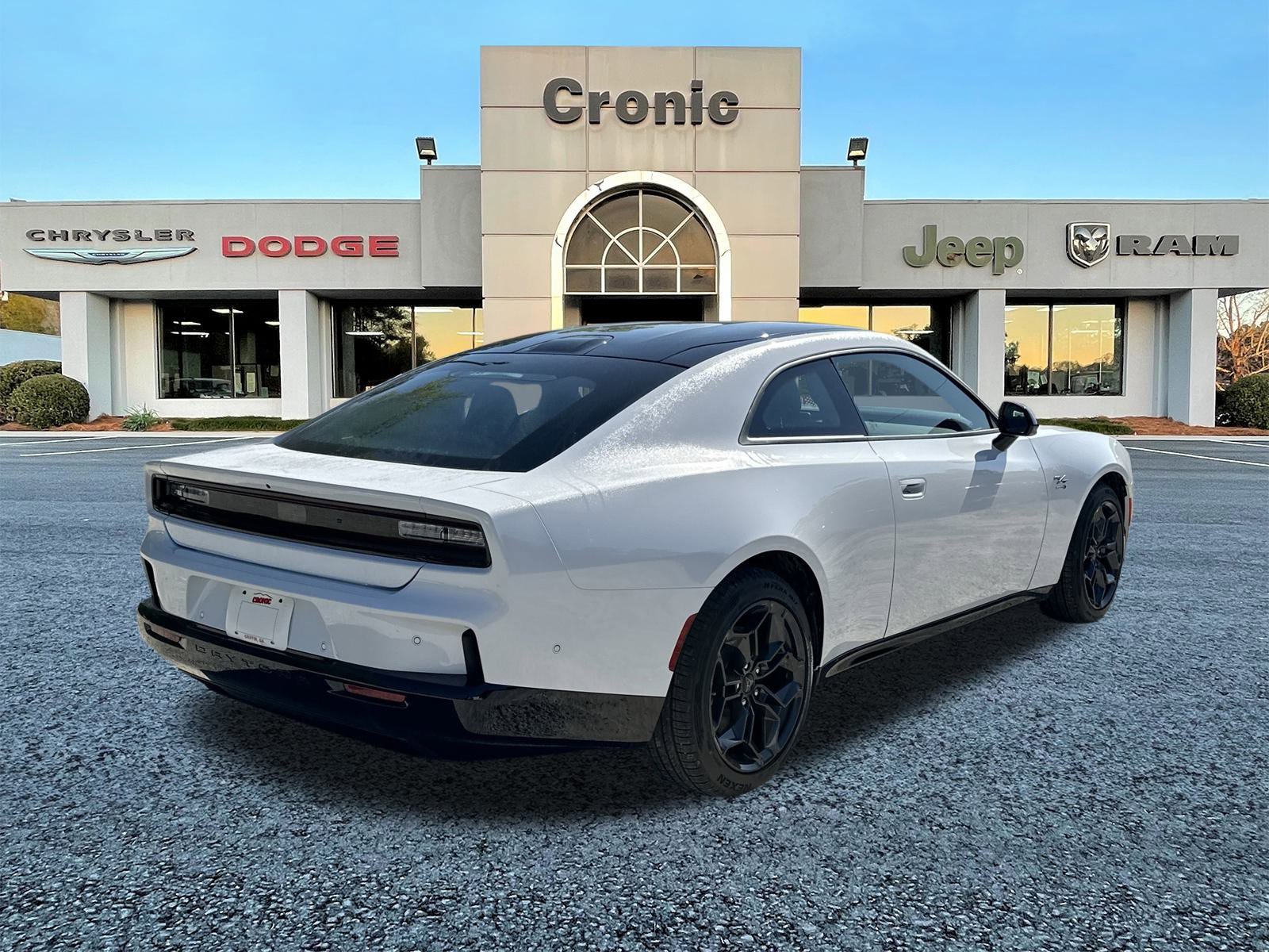 2025 Dodge Charger R/T photo 3