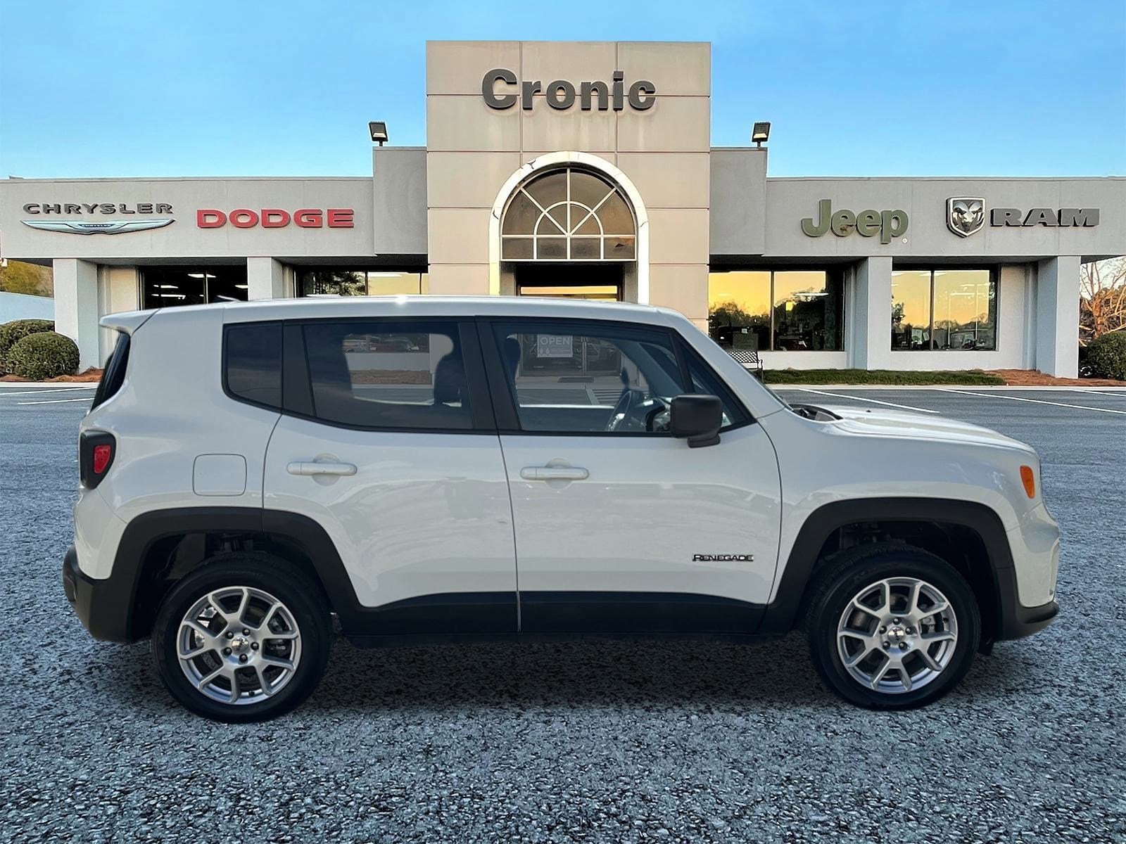 Used 2023 Jeep Renegade Latitude with VIN ZACNJDB18PPP64941 for sale in Griffin, GA