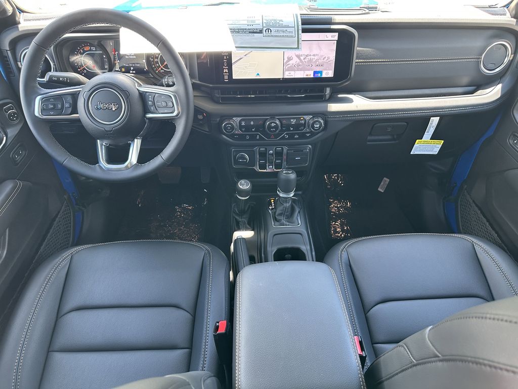2025 Jeep Wrangler 4-Door Sahara - Photo 22