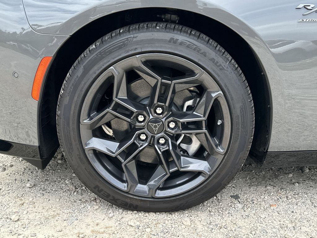 2025 Dodge Charger Daytona R/T - Photo 11