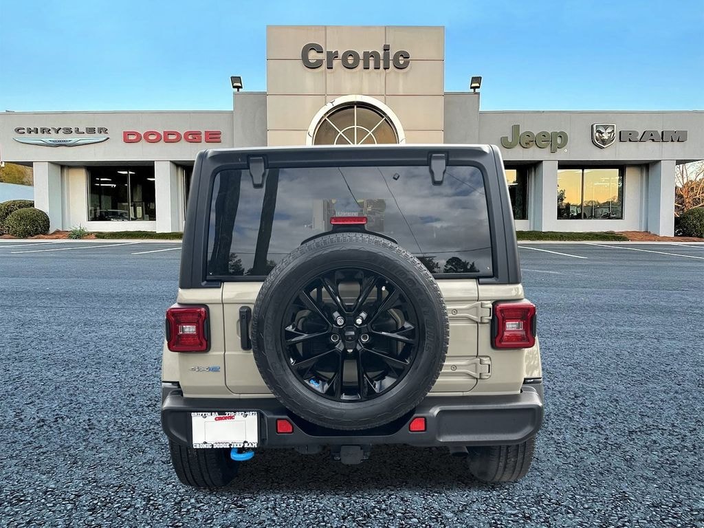 Used 2022 Jeep Wrangler Unlimited Sahara Sport Utility