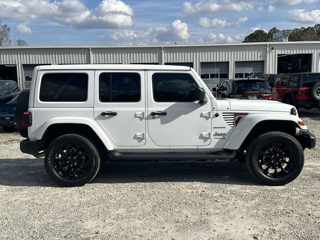 2022 Jeep Wrangler 4xe Unlimited Sahara Sport photo 2