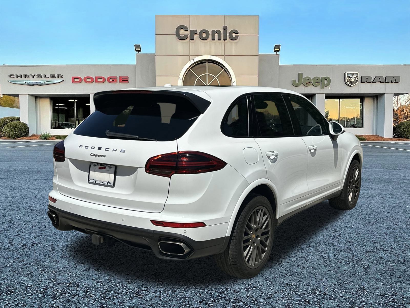 2018 Porsche Cayenne Platinum Edition photo 3