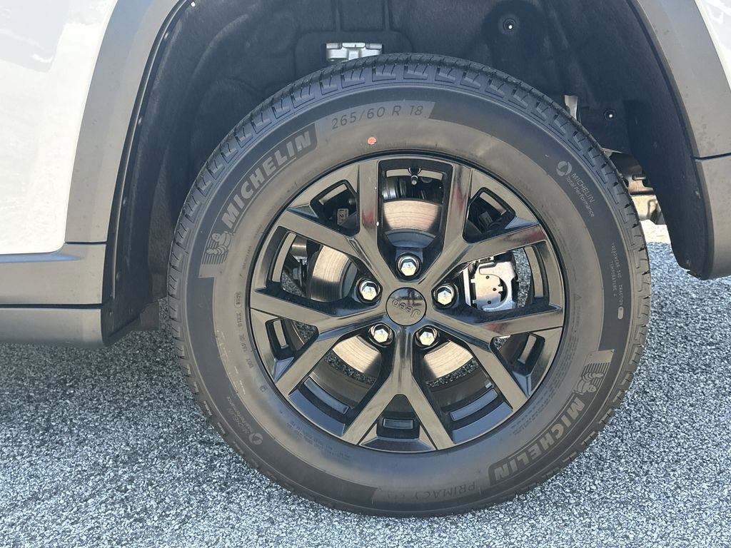 2025 Jeep Grand Cherokee Altitude - Photo 21