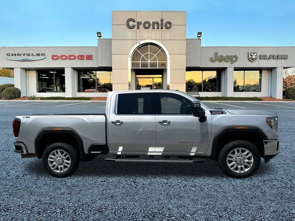 Used 2022 GMC Sierra SLT Crew Cab