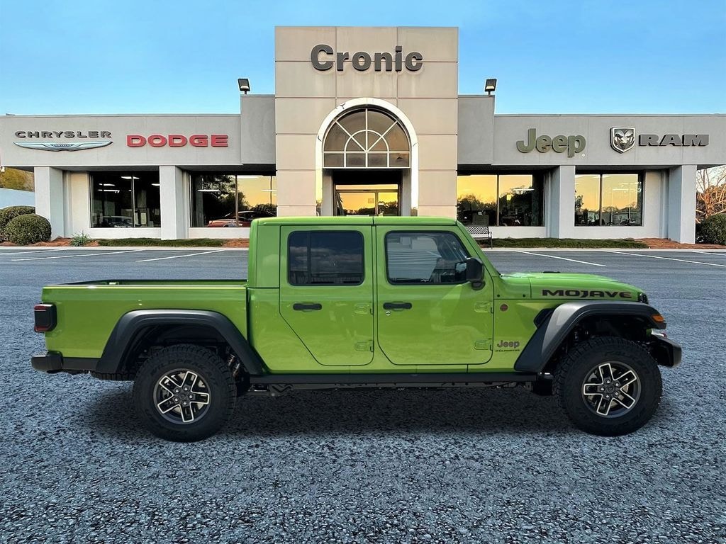 New 2025 Jeep Gladiator Mojave Pickup