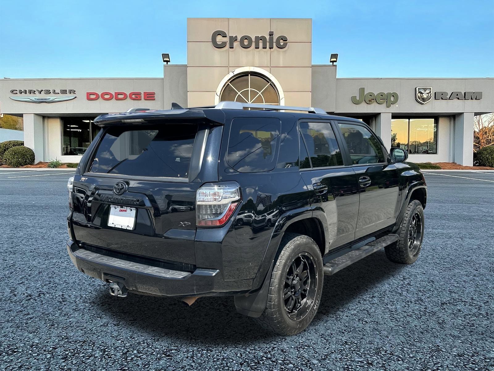 2018 Toyota 4Runner SR5 Sport photo 2