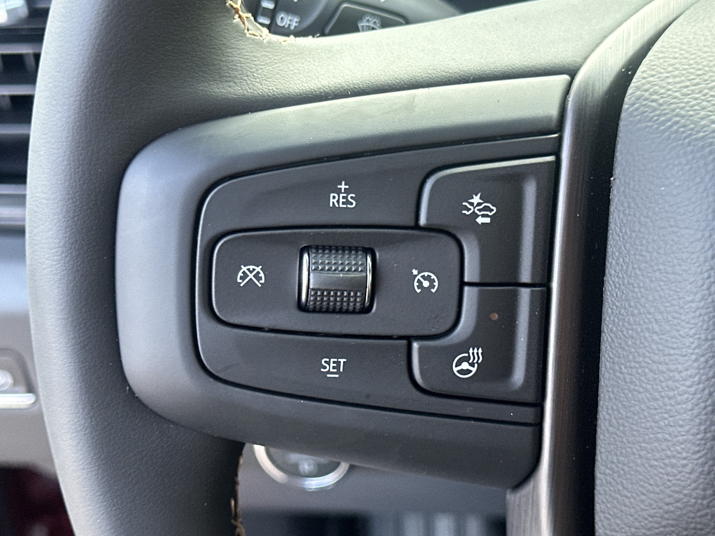 2026 GMC Sierra 2500HD AT4 - Photo 18