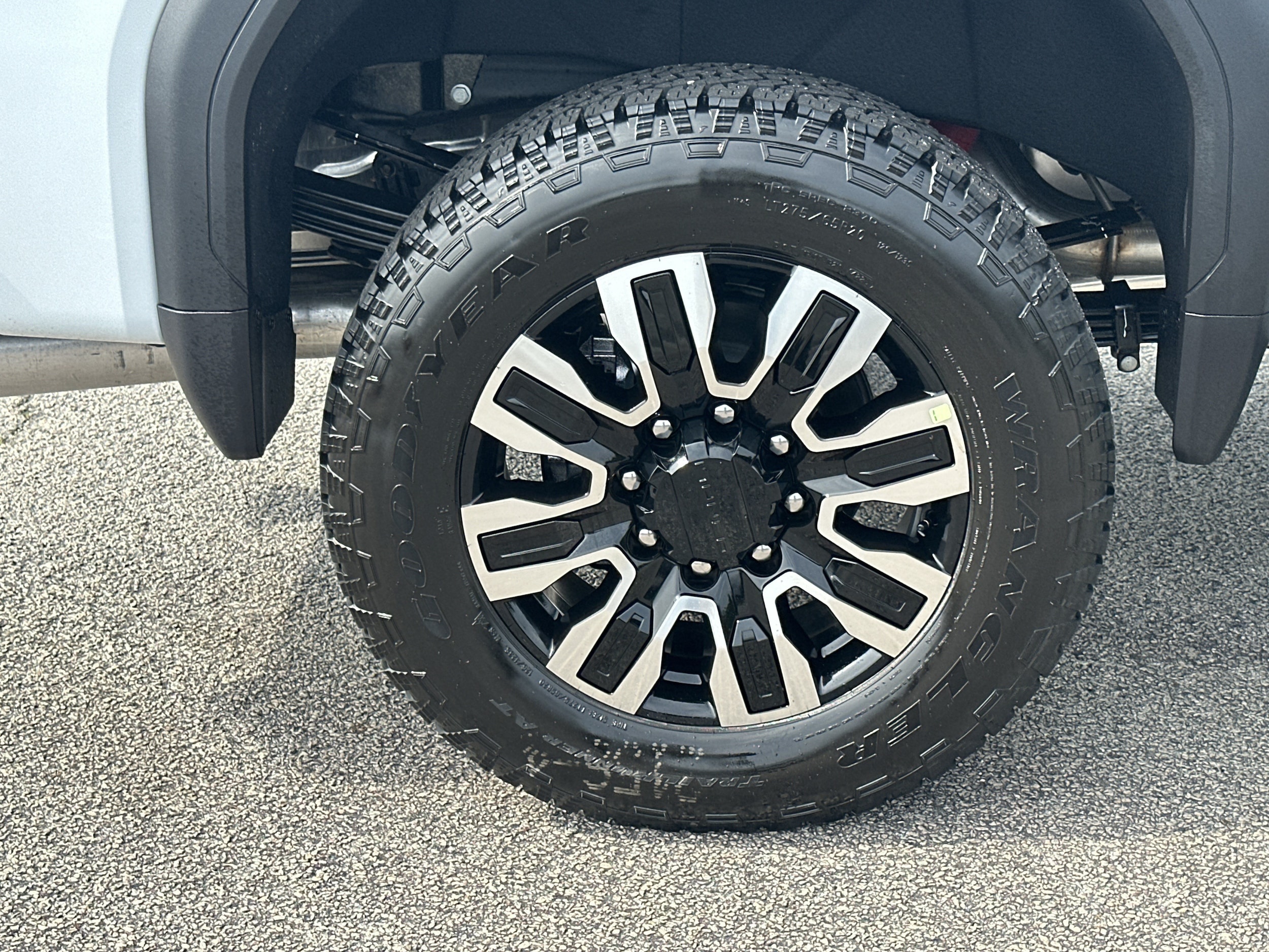 2026 GMC Sierra 2500HD Denali Ultimate - Photo 16