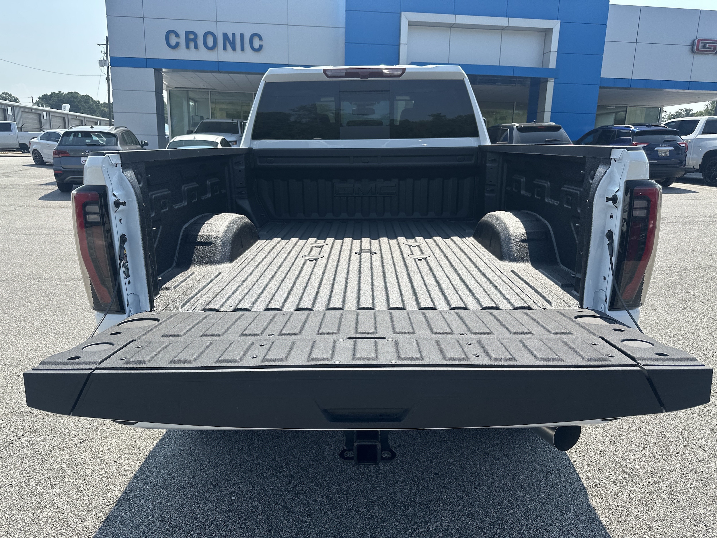 2026 GMC Sierra 2500HD AT4 - Photo 18