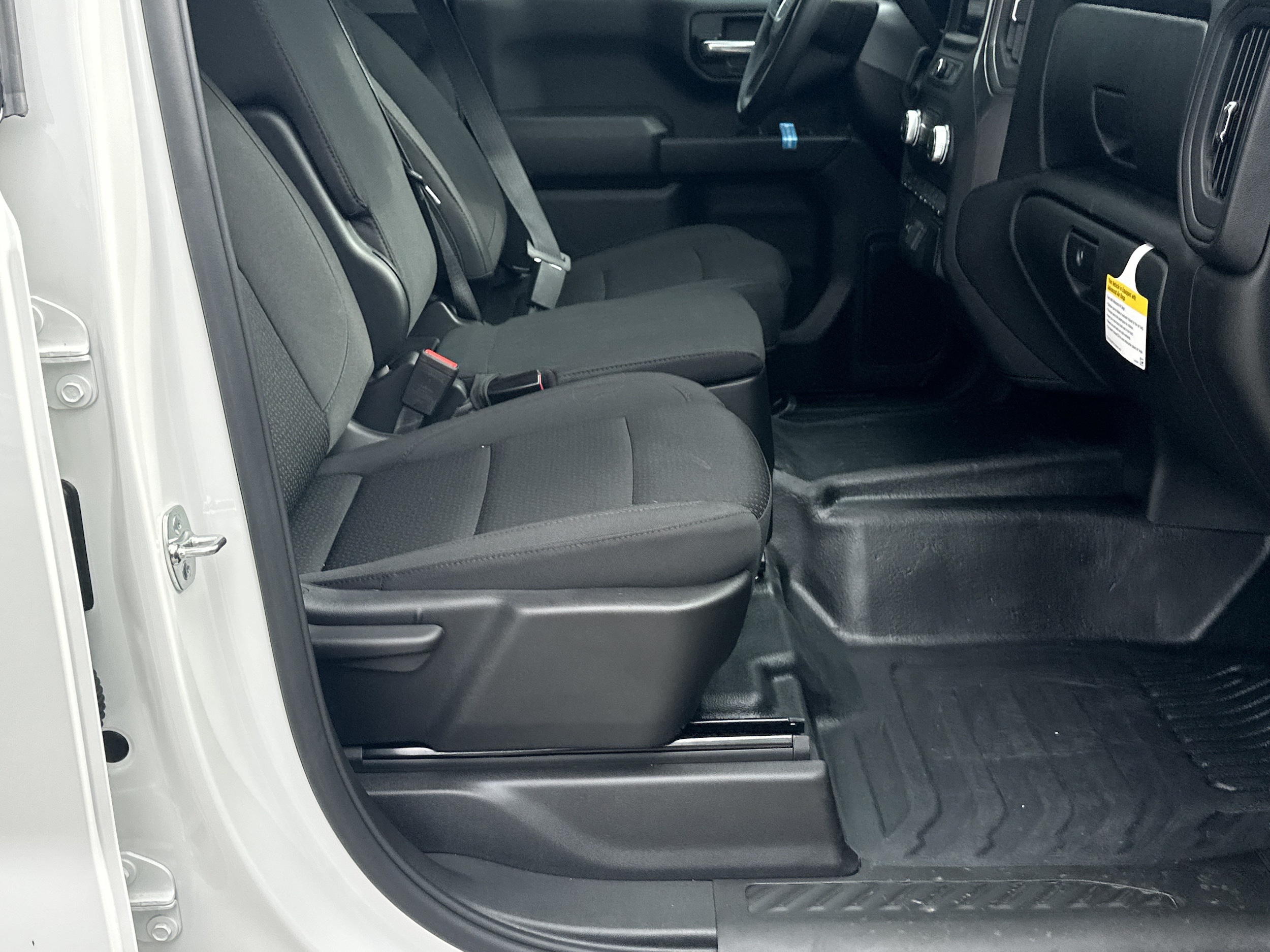 2026 GMC Sierra 1500 Pro - Photo 13