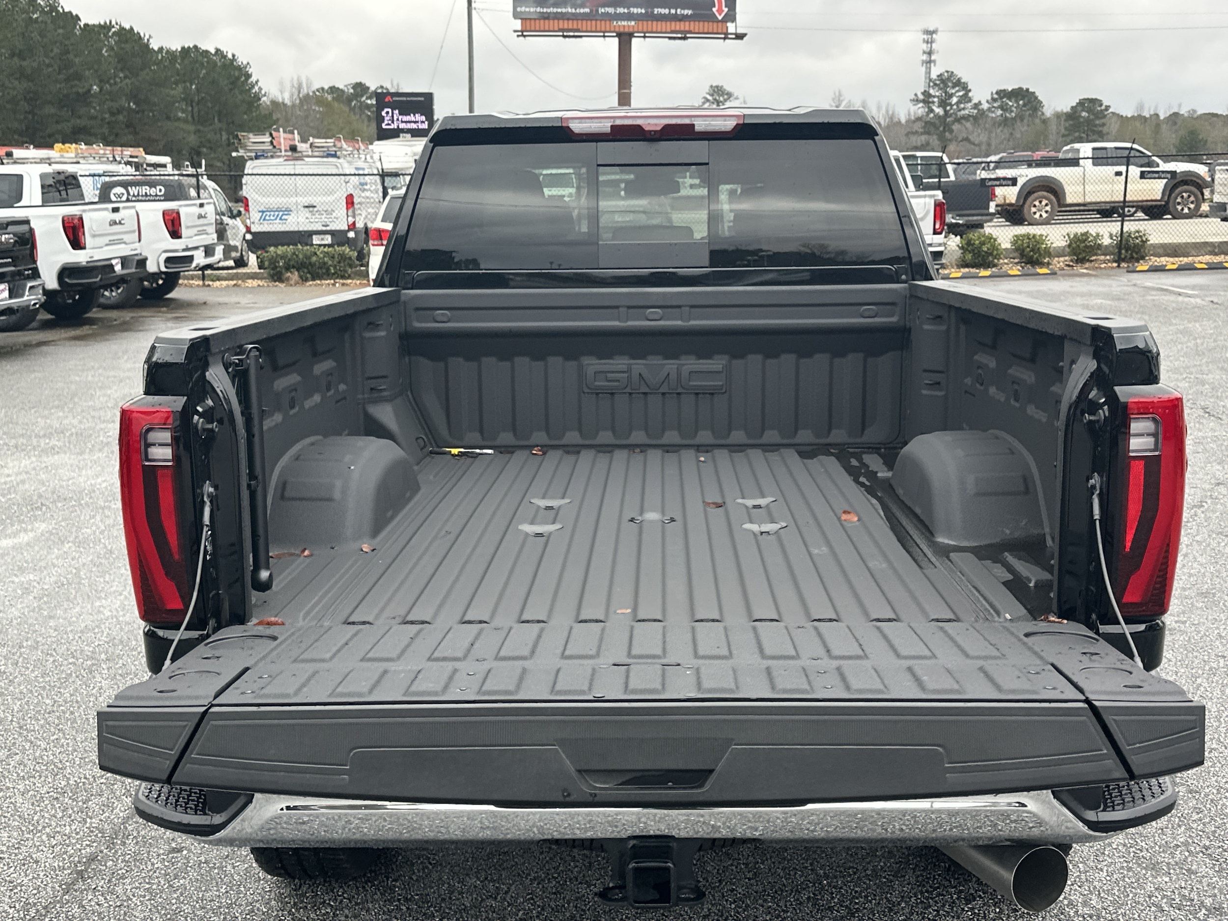 2025 GMC Sierra 2500HD SLT - Photo 18