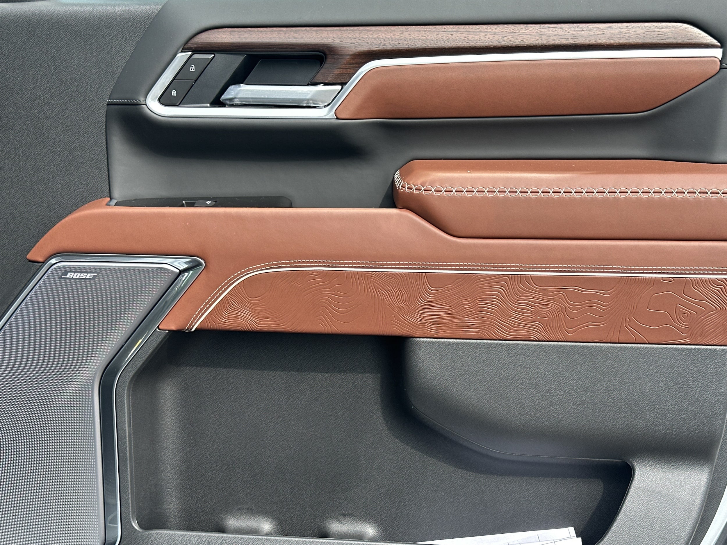 2026 GMC Sierra 2500HD Denali Ultimate - Photo 13