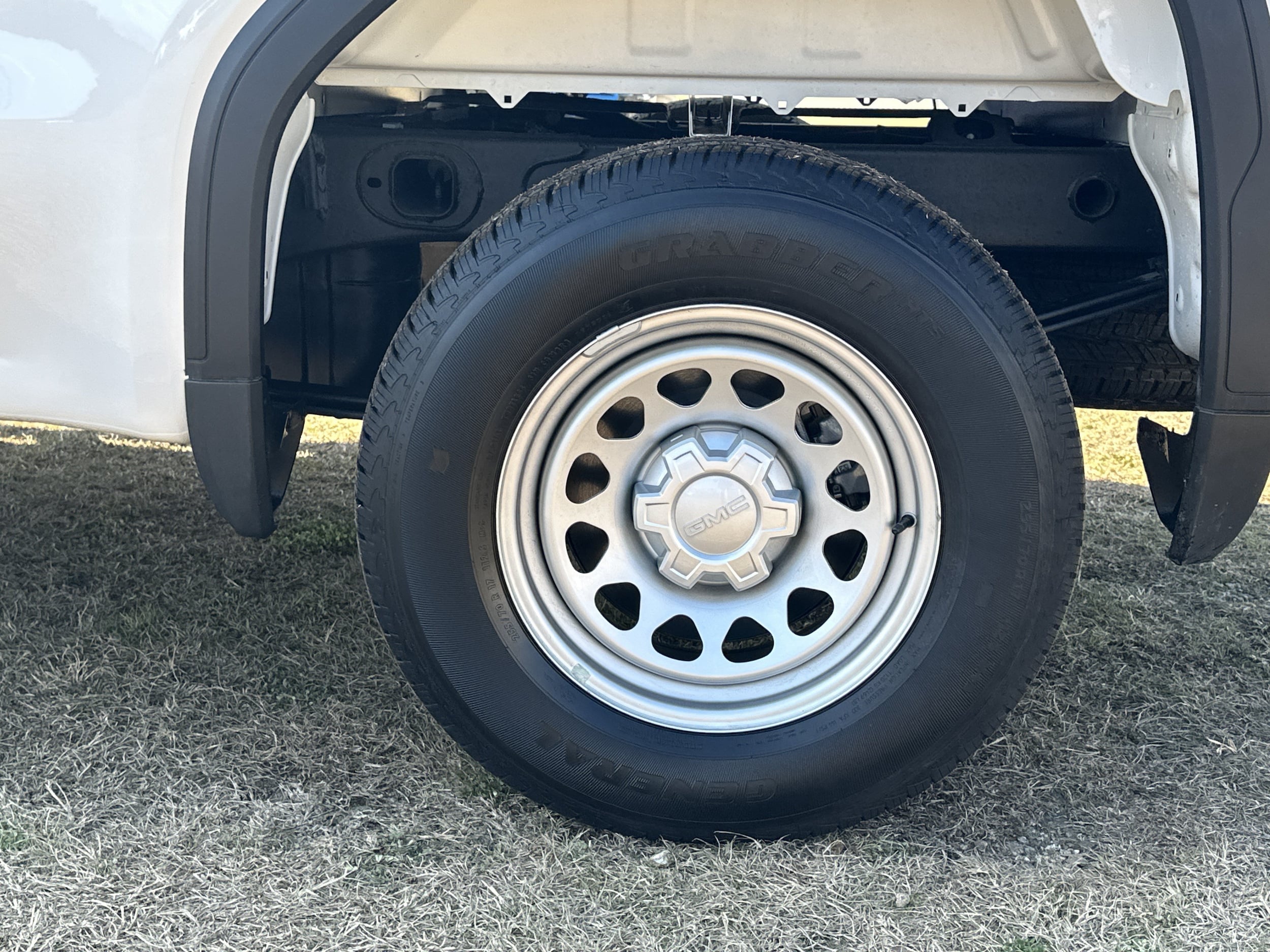 2026 GMC Sierra 1500 Pro - Photo 18