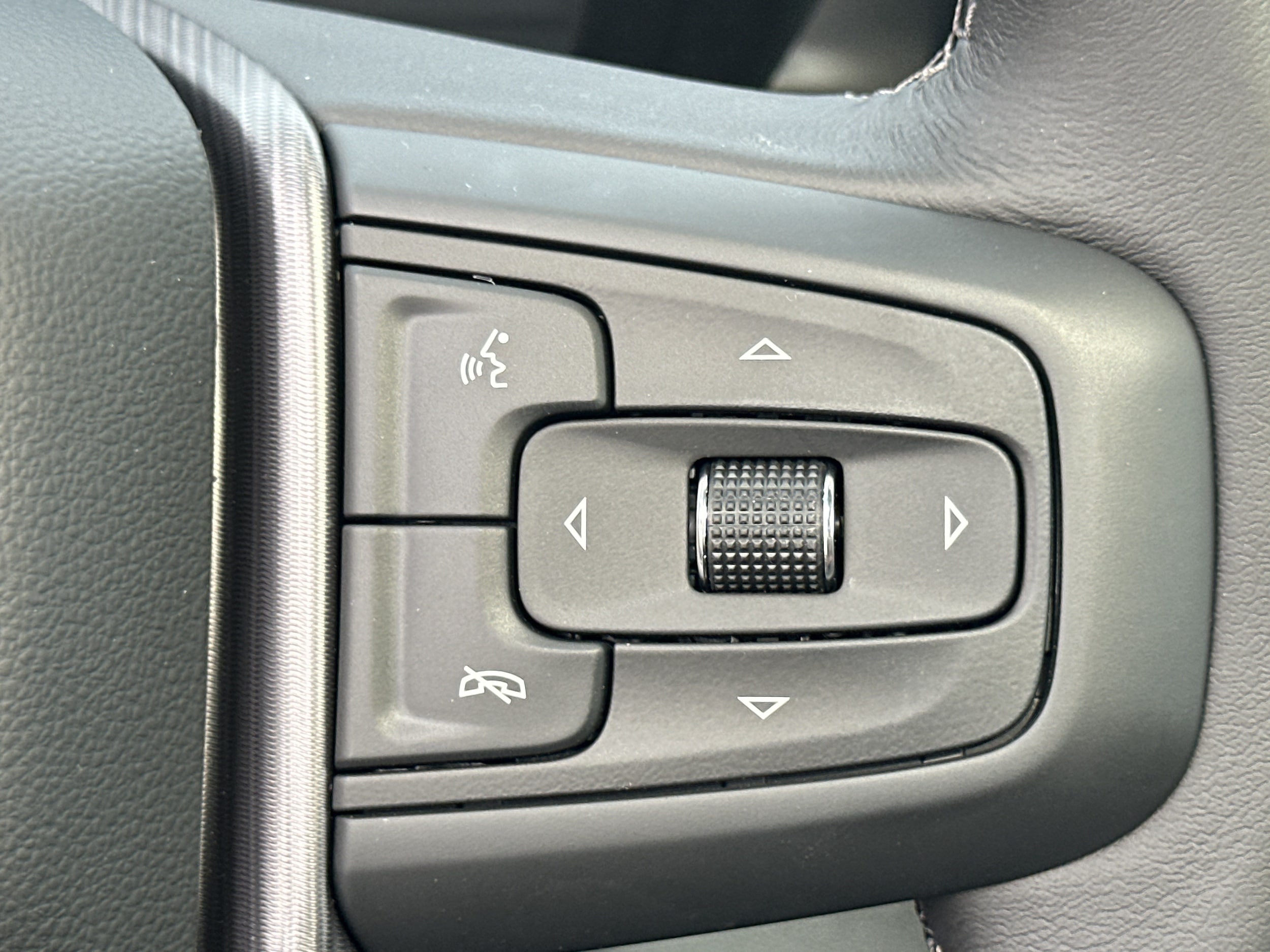 2026 GMC Sierra 2500HD Denali Ultimate - Photo 25