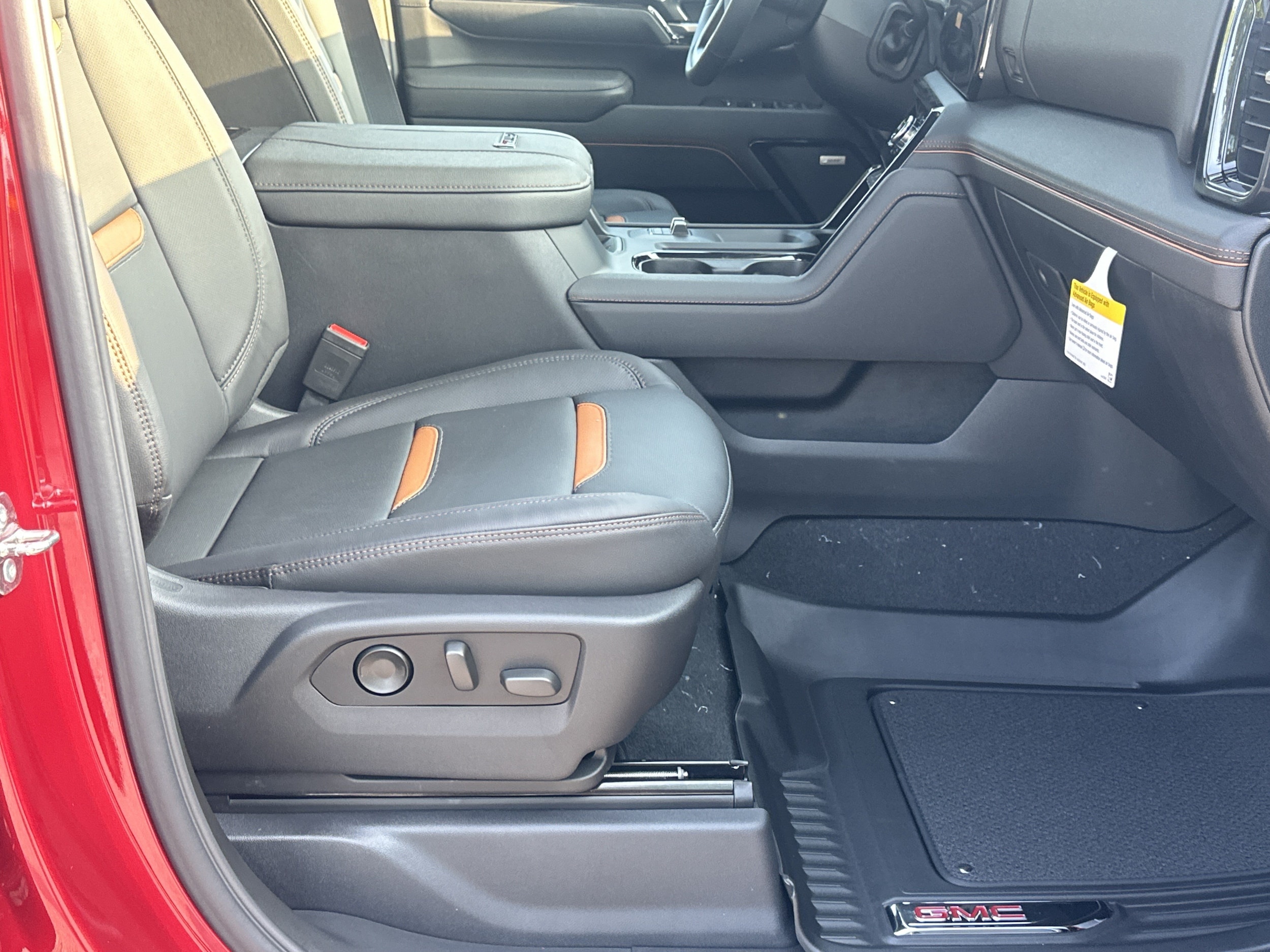 2026 GMC Sierra 2500HD AT4 - Photo 6