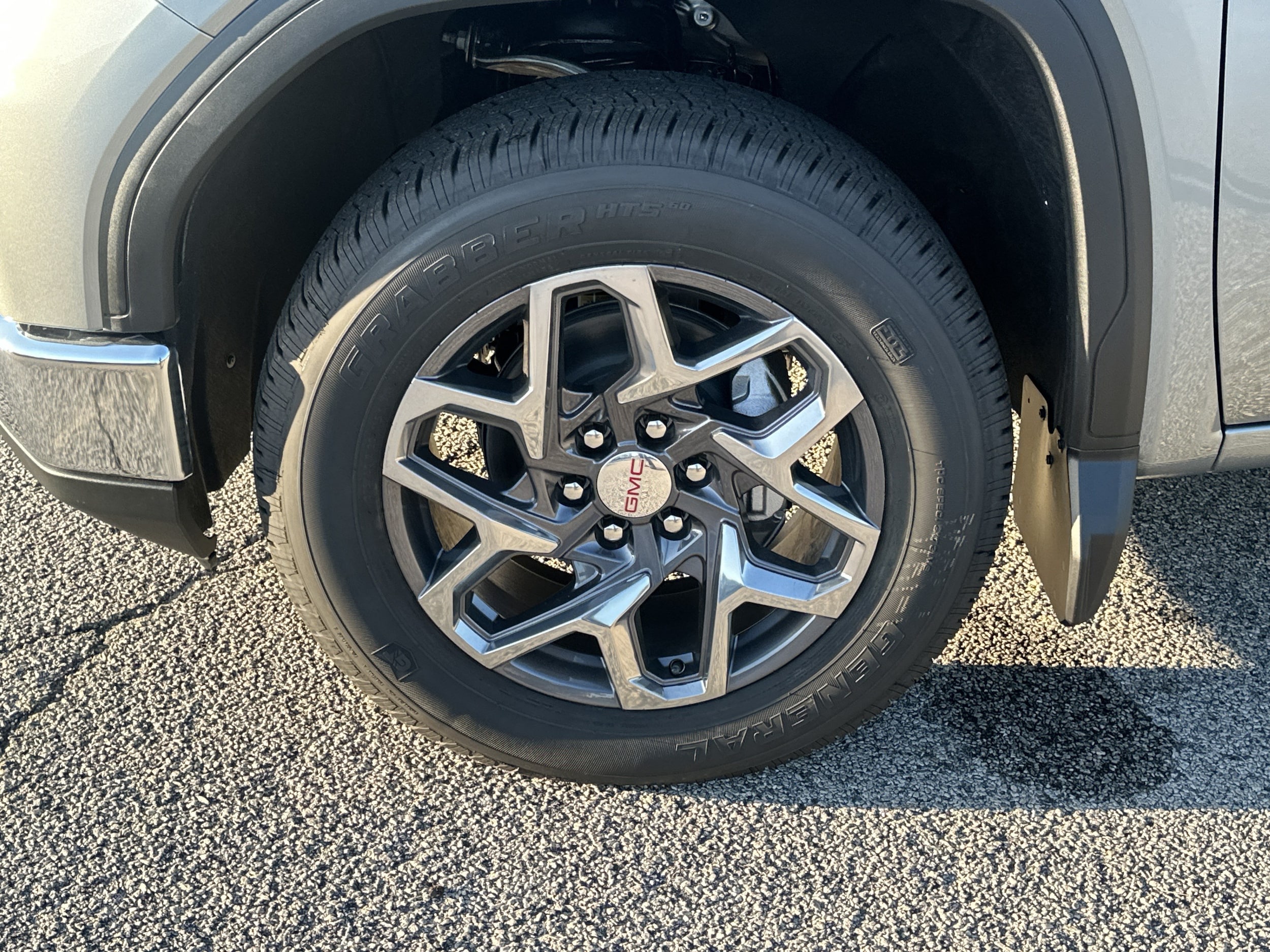 2026 GMC Sierra 1500 SLT - Photo 11