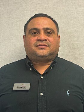 Staff member Walter Lopez from ID_162cc1
