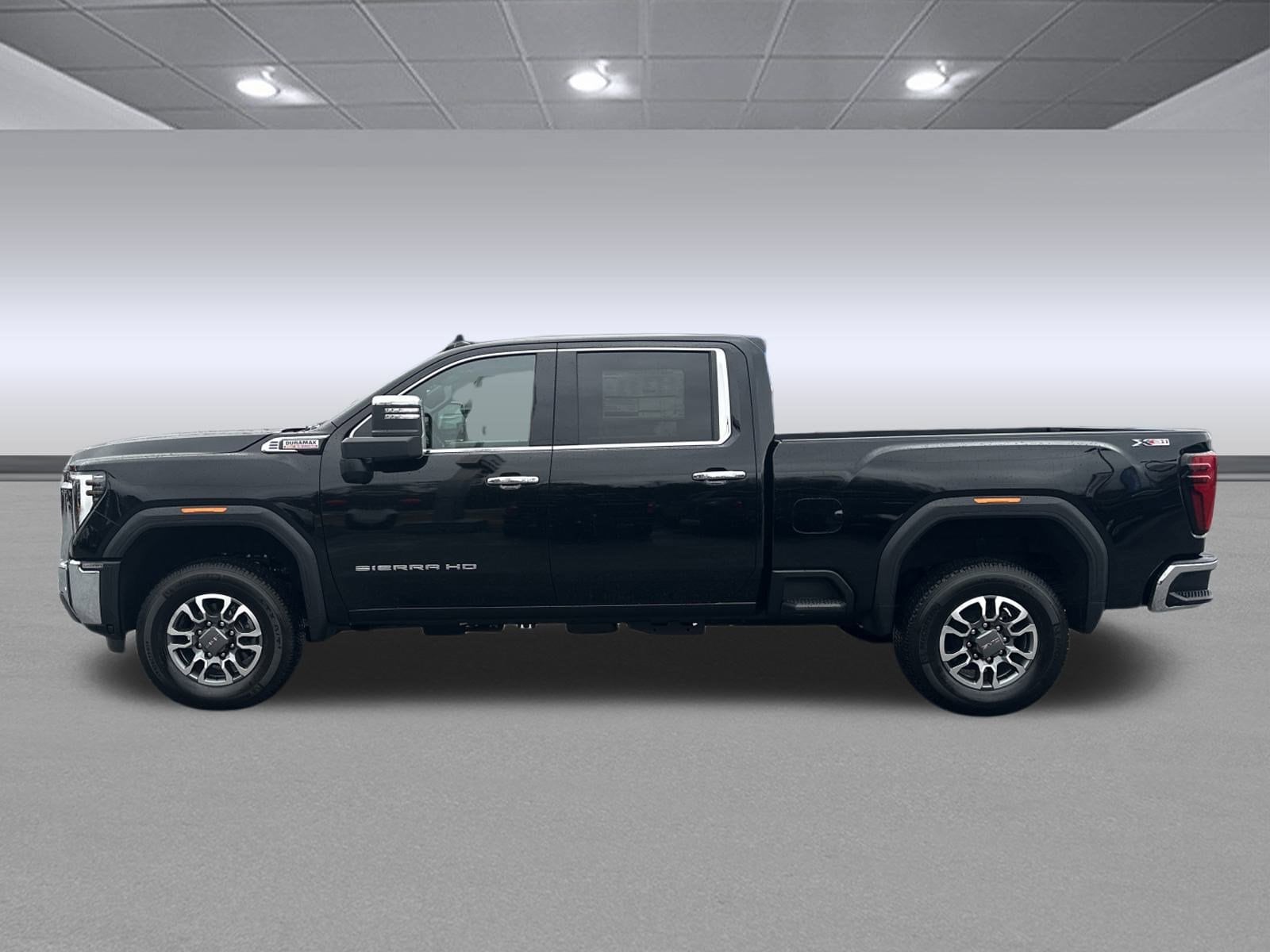 2025 GMC Sierra 2500HD SLT - Photo 6