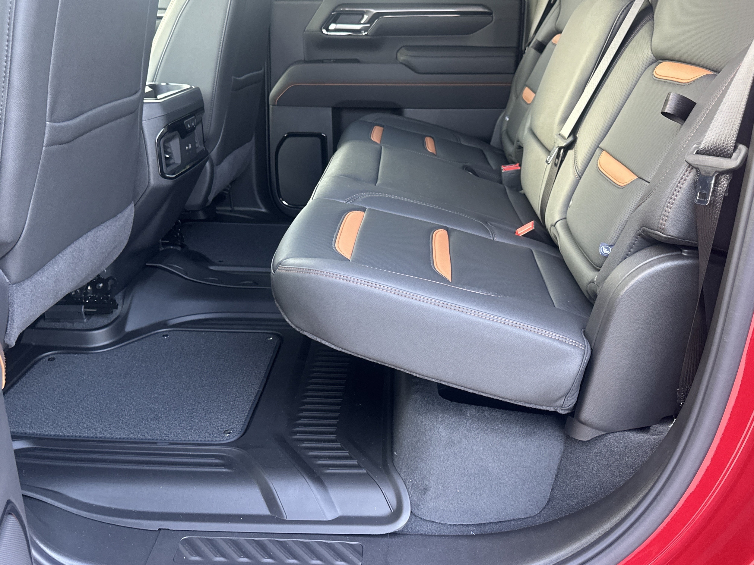 2026 GMC Sierra 2500HD AT4 - Photo 13